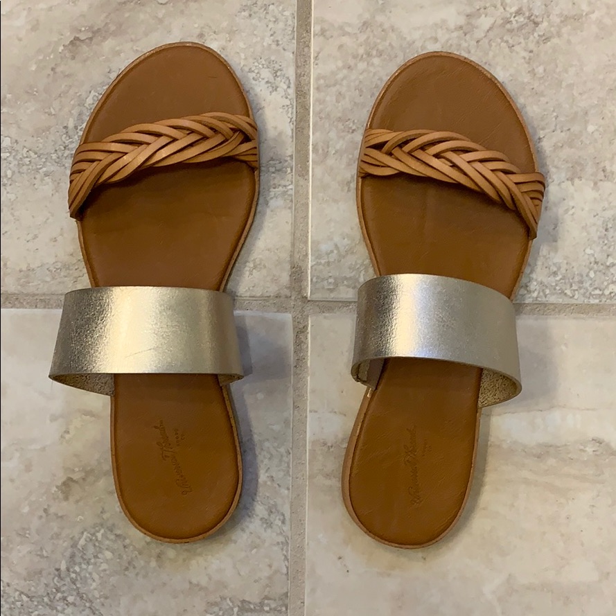 Universal Thread Two Tone Sandals